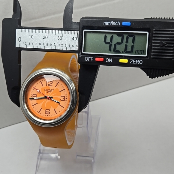 Speedo Orange Silicone Strap Analog Watch 3ATM WaterResistant New Battery Unisex - Picture 4 of 9